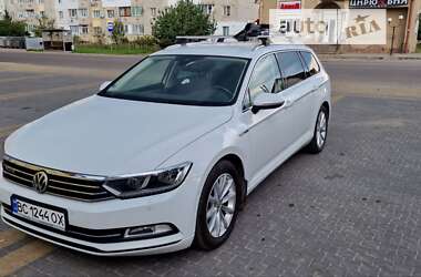 Универсал Volkswagen Passat 2016 в Львове