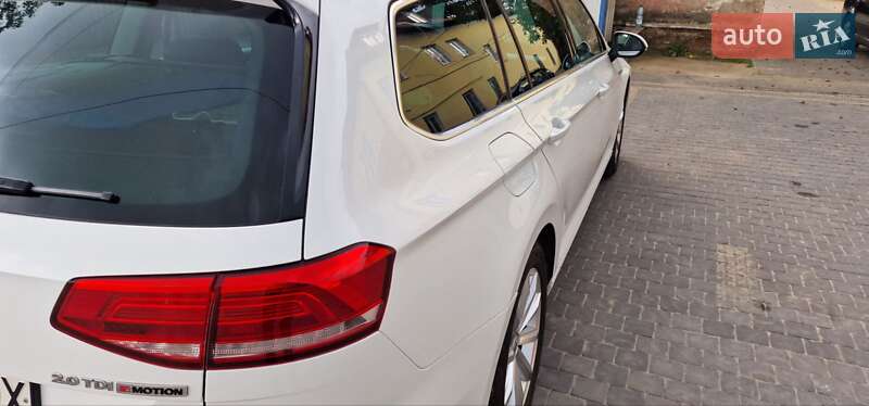 Универсал Volkswagen Passat 2016 в Львове