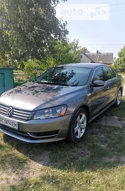 Седан Volkswagen Passat 2013 в Владимир-Волынском