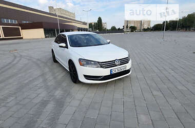 Седан Volkswagen Passat 2014 в Черкассах