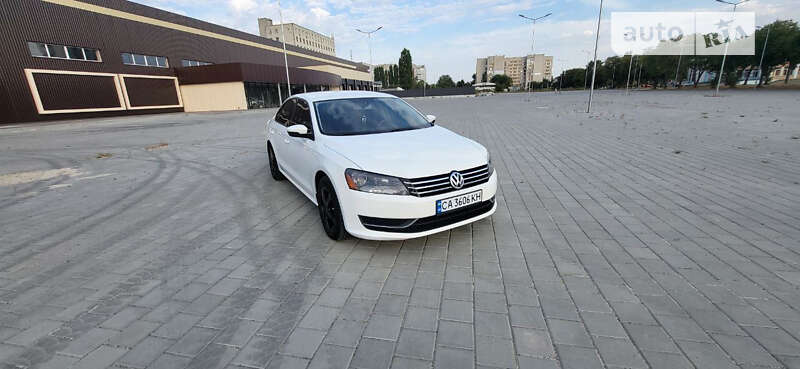 Седан Volkswagen Passat 2014 в Черкасах