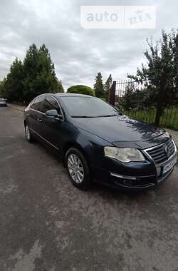 Седан Volkswagen Passat 2008 в Луцьку