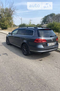 Универсал Volkswagen Passat 2013 в Харькове