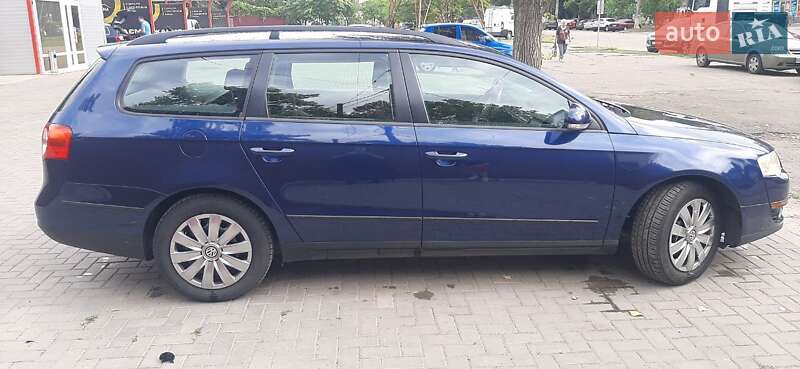 Универсал Volkswagen Passat 2005 в 