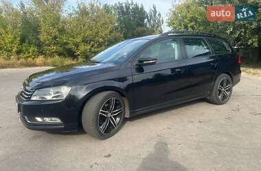 Универсал Volkswagen Passat 2011 в Александрие