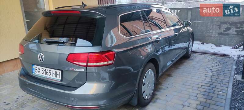 Универсал Volkswagen Passat 2016 в Хмельницком