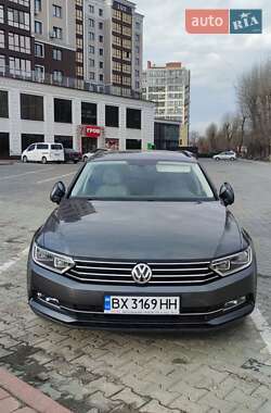 Универсал Volkswagen Passat 2016 в Хмельницком