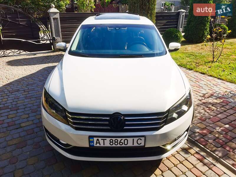 Седан Volkswagen Passat 2013 в Калуші