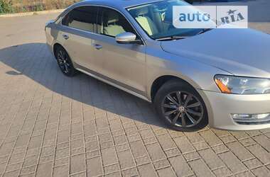 Седан Volkswagen Passat 2013 в Запорожье