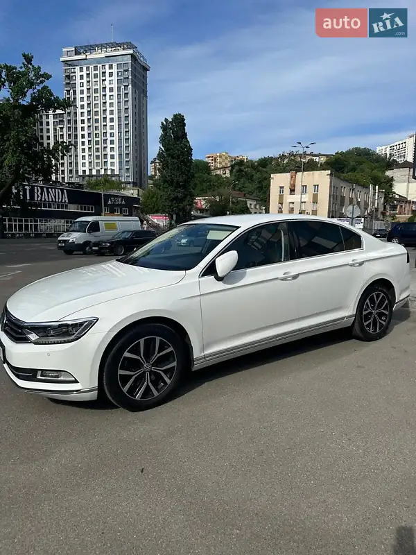 Седан Volkswagen Passat 2018 в 