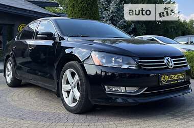 Седан Volkswagen Passat 2013 в Львове