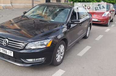 Седан Volkswagen Passat 2014 в Одесі