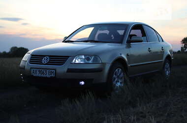 Седан Volkswagen Passat 2001 в Харкові