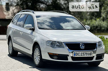 Универсал Volkswagen Passat 2010 в Львове