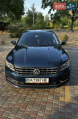 Седан Volkswagen Passat 2018 в 
