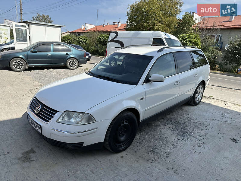 Универсал Volkswagen Passat 2001 в Буске