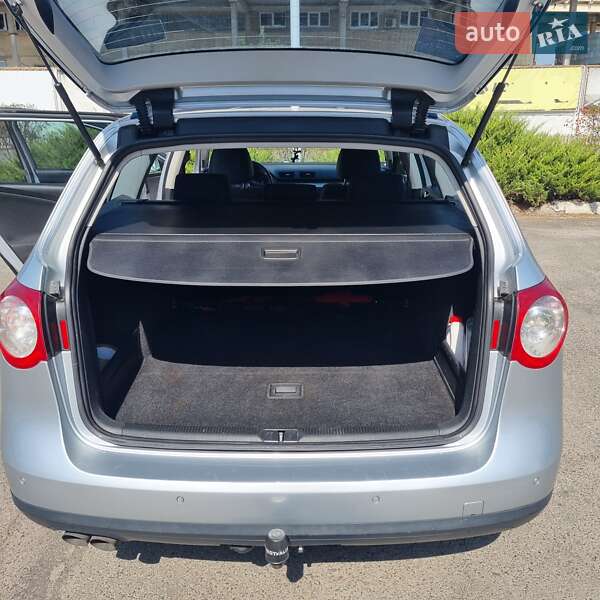 Универсал Volkswagen Passat 2010 в Львове фото 6 Универсал Volkswagen Passat 2010 в Львове