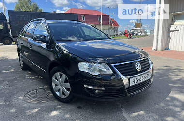 Універсал Volkswagen Passat 2009 в Києві