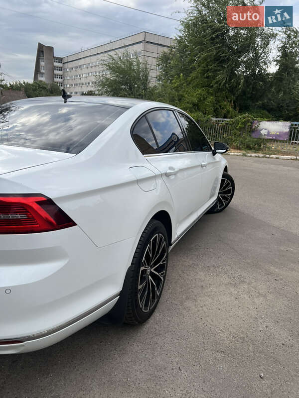 Седан Volkswagen Passat 2017 в Кривому Розі фото 6 Седан Volkswagen Passat 2017 в Кривому Розі