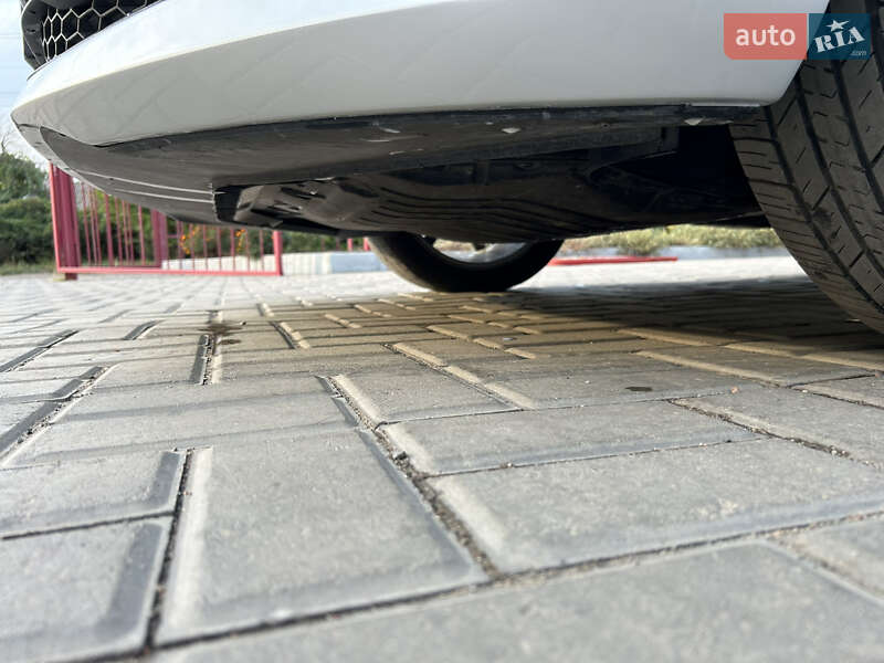 Седан Volkswagen Passat 2015 в Дружковке