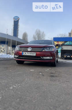 Седан Volkswagen Passat 2014 в Черкассах