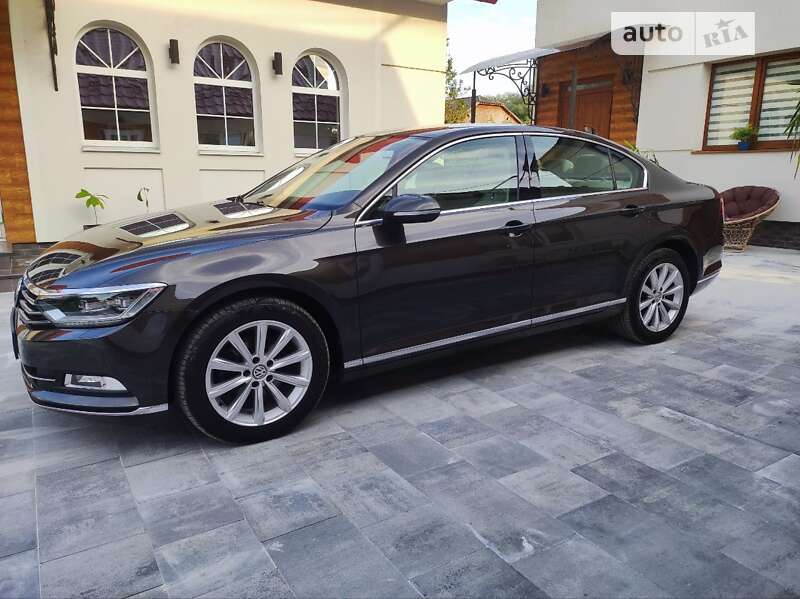 Седан Volkswagen Passat 2015 в Коломиї