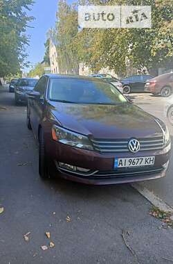 Седан Volkswagen Passat 2013 в Киеве