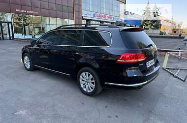 Универсал Volkswagen Passat 2011 в 