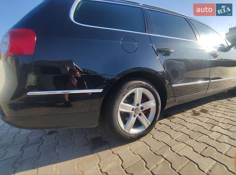 Універсал Volkswagen Passat 2009 в Старокостянтинові