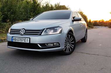 Седан Volkswagen Passat 2012 в Виннице