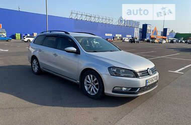 Универсал Volkswagen Passat 2012 в Тячеве