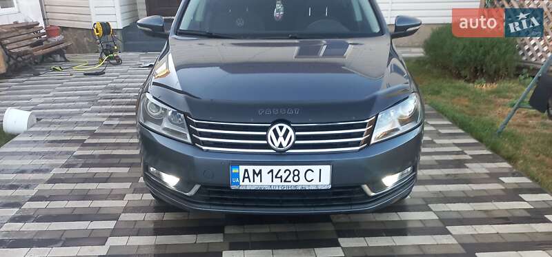 Универсал Volkswagen Passat 2013 в Черняхове фото 2 Универсал Volkswagen Passat 2013 в Черняхове