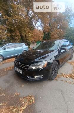 Седан Volkswagen Passat 2012 в Глобиному