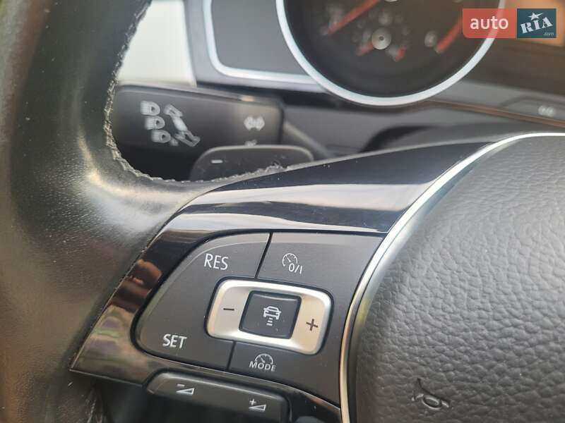 Універсал Volkswagen Passat 2017 в Києві