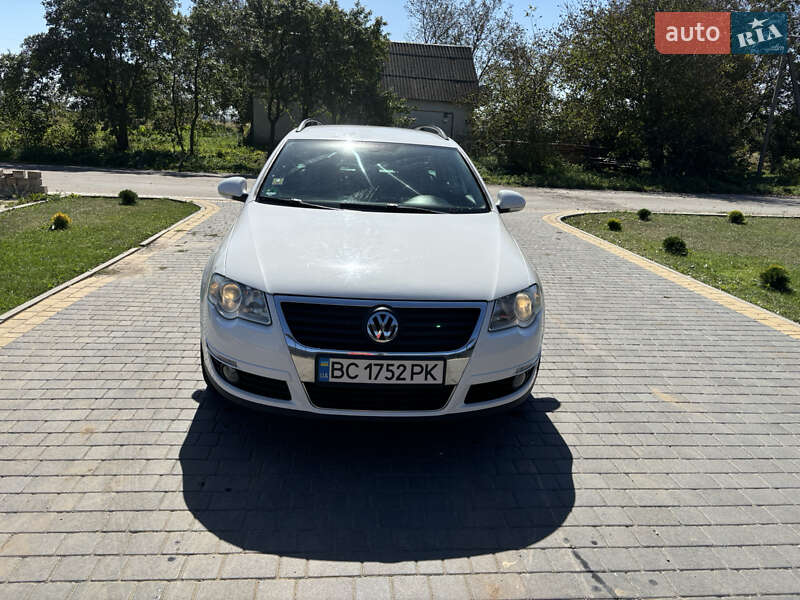 Универсал Volkswagen Passat 2010 в Львове
