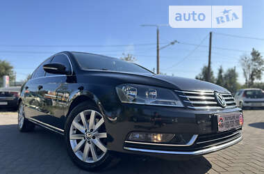 Седан Volkswagen Passat 2011 в Кривому Розі