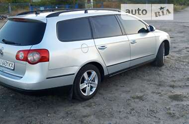 Універсал Volkswagen Passat 2008 в Києві