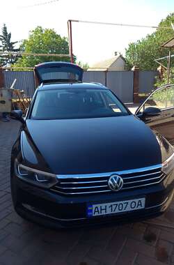 Універсал Volkswagen Passat 2015 в Слов'янську