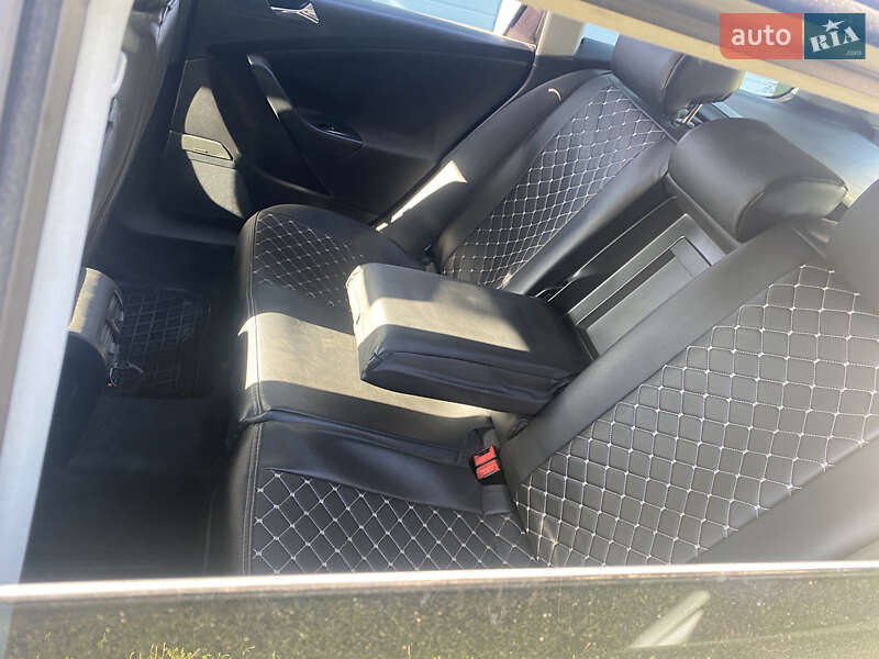 Универсал Volkswagen Passat 2007 в Черновцах