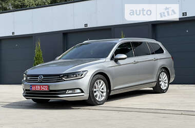 Универсал Volkswagen Passat 2015 в Львове