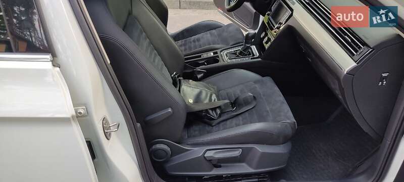 Универсал Volkswagen Passat 2017 в Чернигове