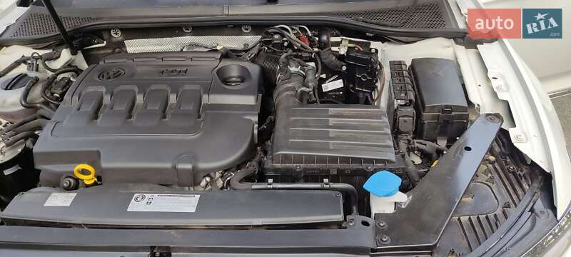 Универсал Volkswagen Passat 2017 в Чернигове