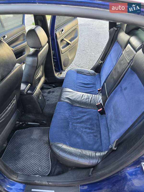 Седан Volkswagen Passat 2002 в Тернополе