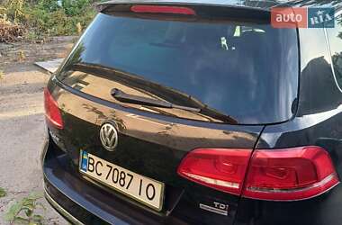 Универсал Volkswagen Passat 2011 в Львове