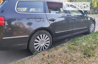 Універсал Volkswagen Passat 2006 в 