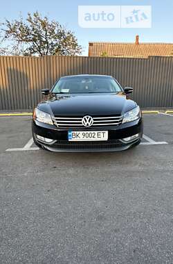 Седан Volkswagen Passat 2015 в Киеве