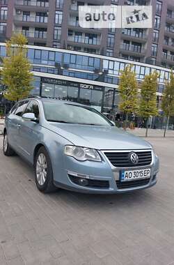 Універсал Volkswagen Passat 2008 в Ужгороді