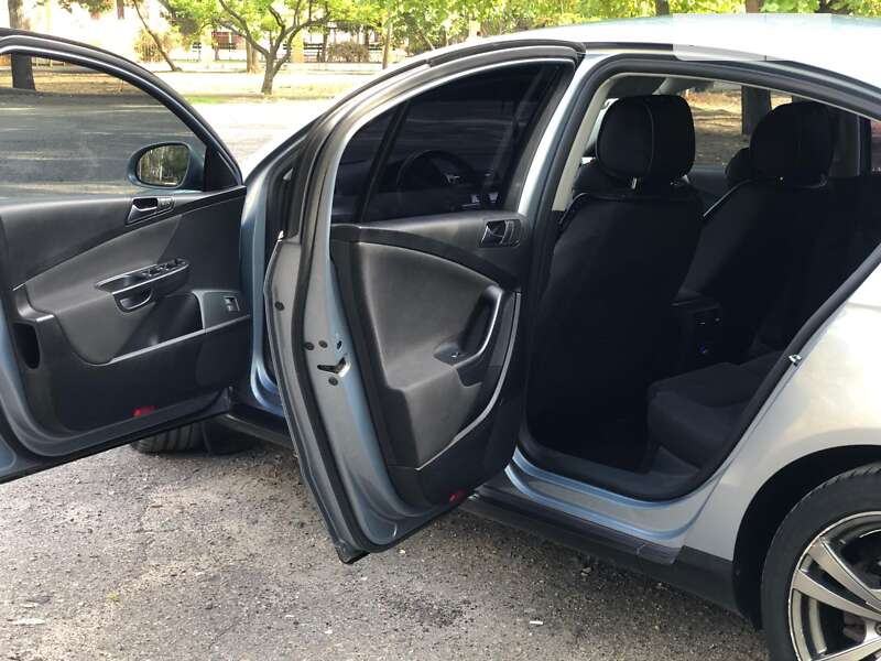 Седан Volkswagen Passat 2010 в Николаеве фото 3 Седан Volkswagen Passat 2010 в Николаеве