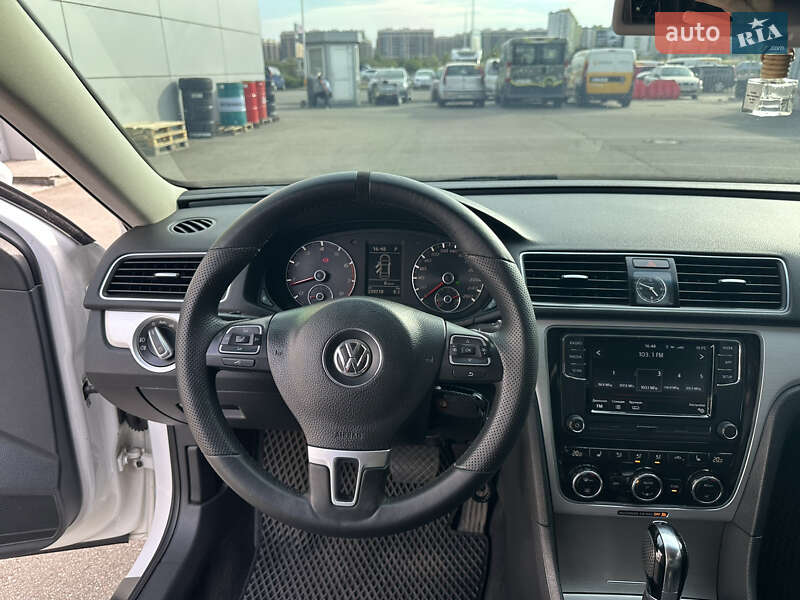 Седан Volkswagen Passat 2012 в Киеве фото 26 Седан Volkswagen Passat 2012 в Киеве