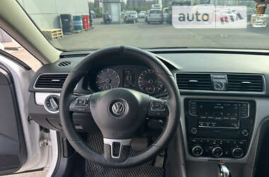 Седан Volkswagen Passat 2012 в Киеве